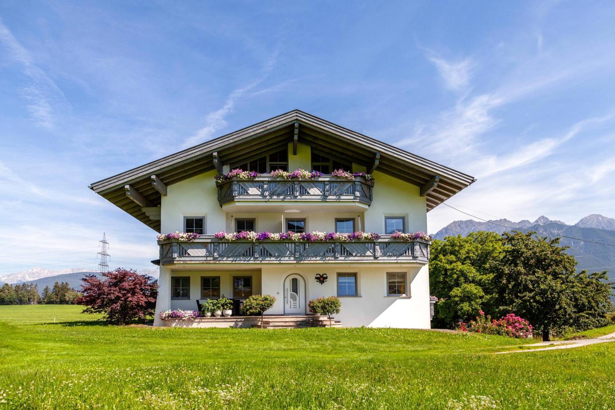 Gaestehaus Weber Oberperfuss Eksteriør billede